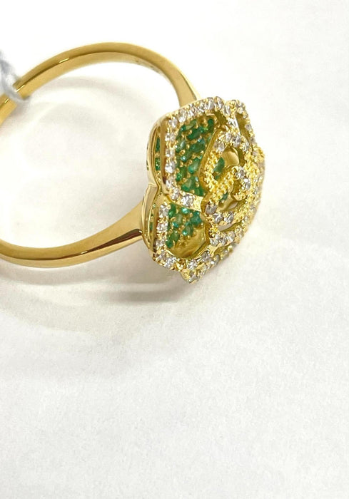 NO BRAND Camelia Emerald Diamond Ring