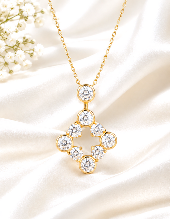 NO BRAND Clover Diamond Necklace
