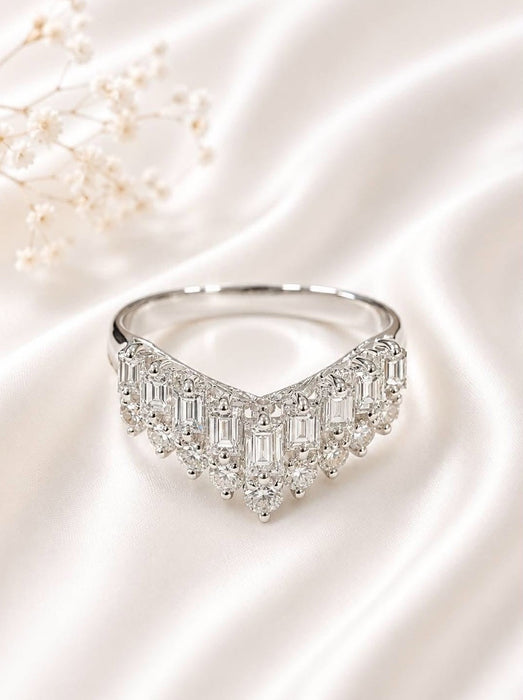 NO BRAND V Diamond Ring