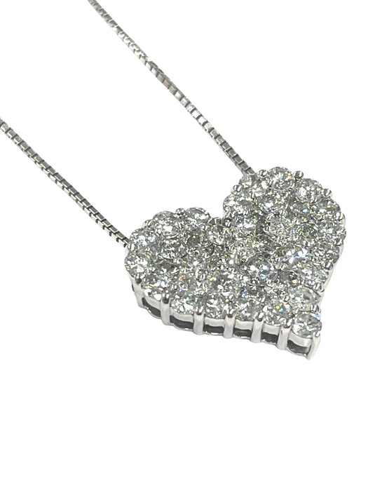 NO BRAND Heart Cluster Diamond Necklace