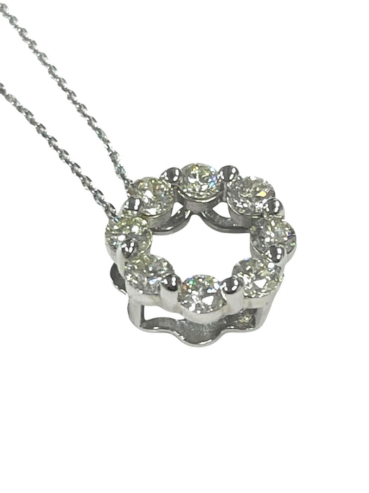 NO BRAND Round Cluster Diamond Necklace
