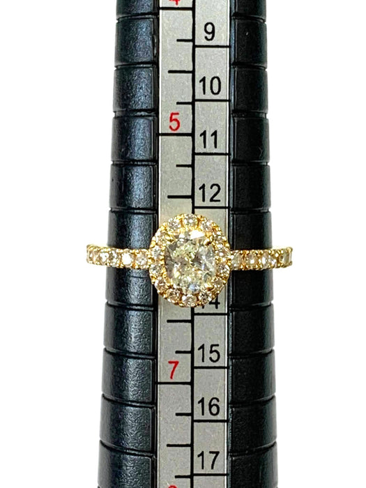 NO BRAND Oval Diamond Ring