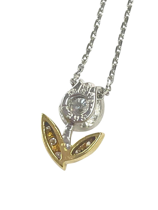 NO BRAND Flower Two-Toned Diamond Necklace