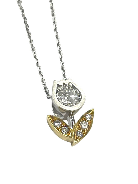 NO BRAND Flower Two-Toned Diamond Necklace