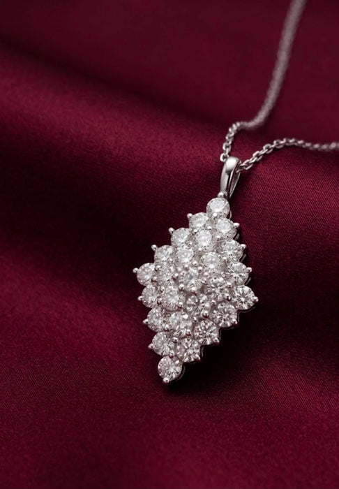 NO BRAND Cluster Diamond Necklace