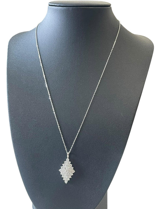 NO BRAND Cluster Diamond Necklace