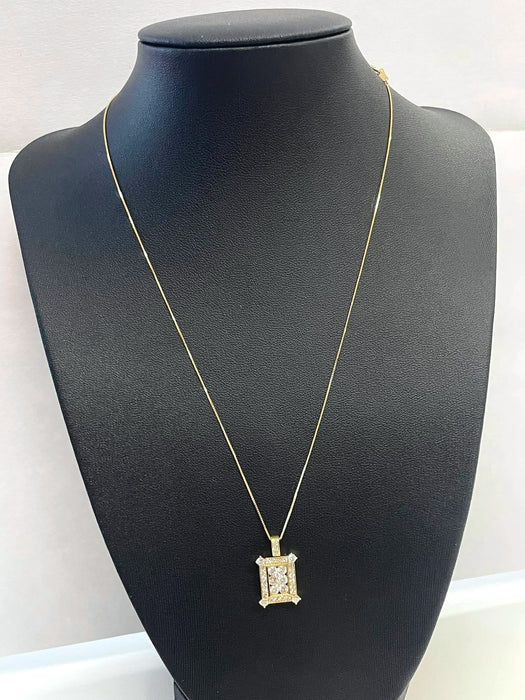 NO BRAND Square Cluster Diamond Necklace