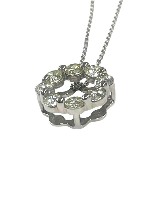 NO BRAND Round Cluster Diamond Necklace