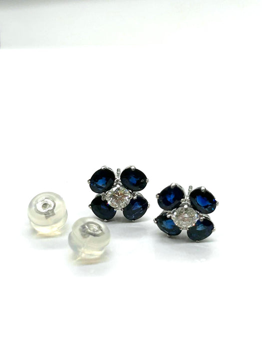 NO BRAND Clover Diamond Earrings