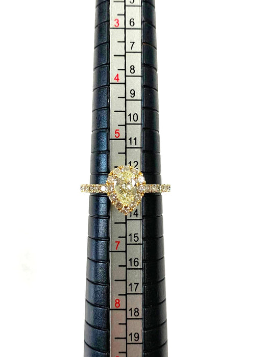 NO BRAND Pear Shape Diamond Ring
