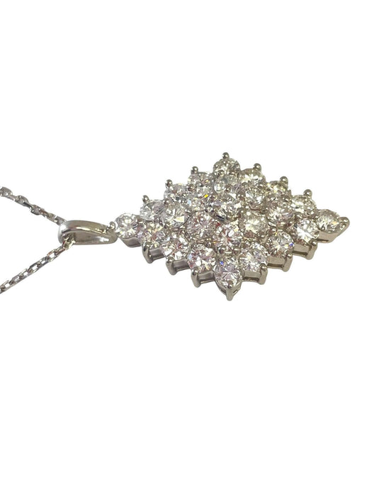 NO BRAND Cluster Diamond Necklace