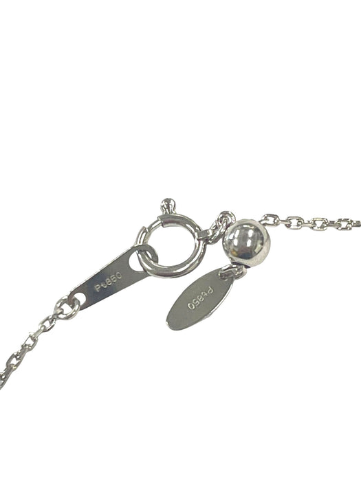 NO BRAND Flower Two-Toned Diamond Necklace