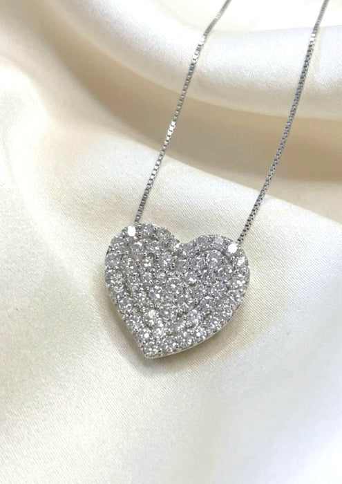 NO BRAND Heart Cluster Diamond Necklace