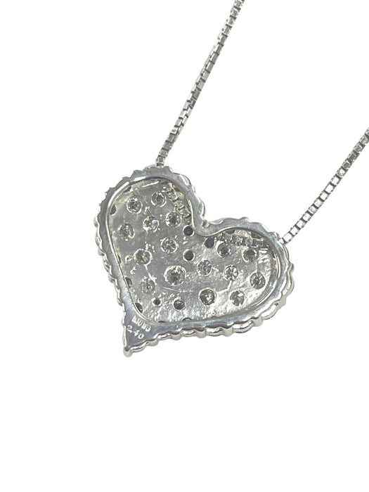 NO BRAND Heart Cluster Diamond Necklace