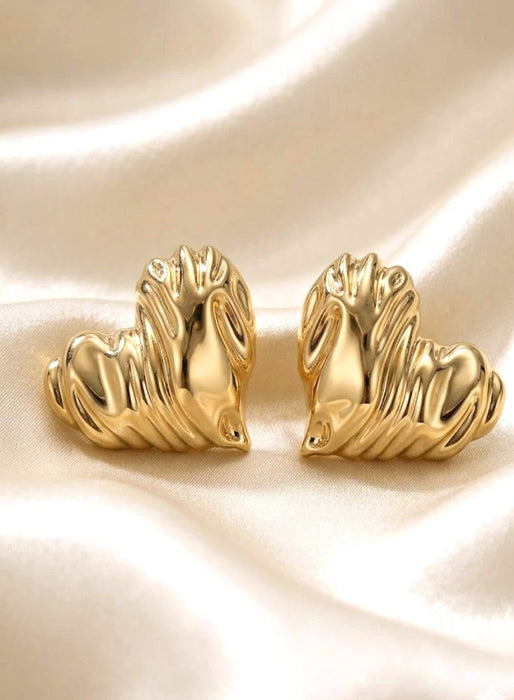 NO BRAND Heart Gold Stud Earrings