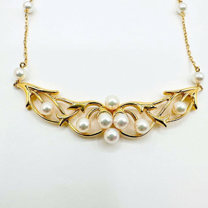 MIKIMOTO Pearl Necklace