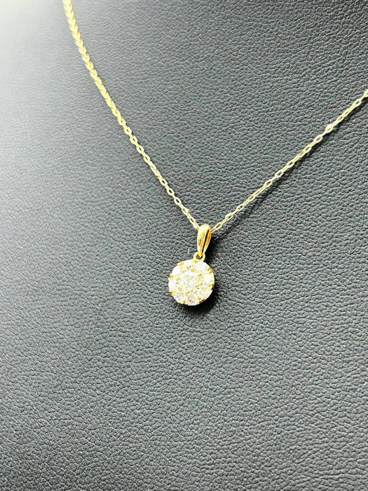 NO BRAND Round Cluster Diamond Necklace