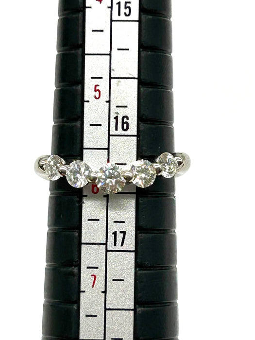 NO BRAND 5P Diamond Ring
