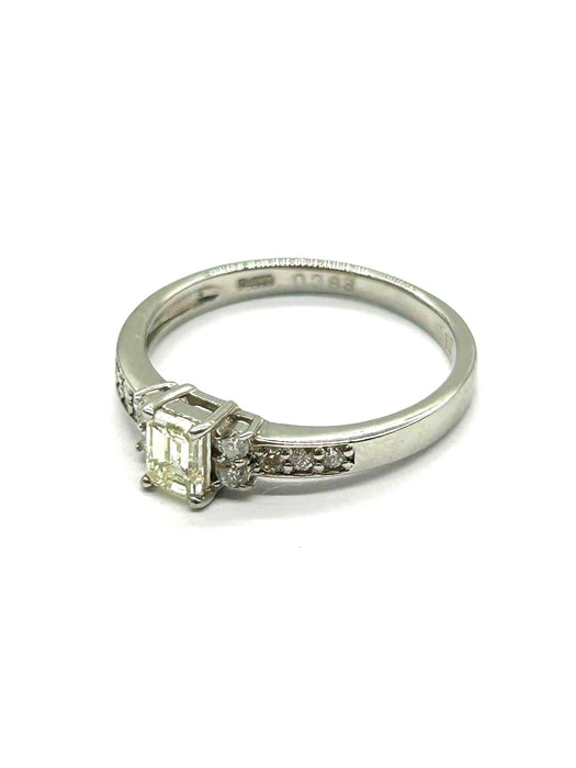NO BRAND Emerald Cut Diamond Ring