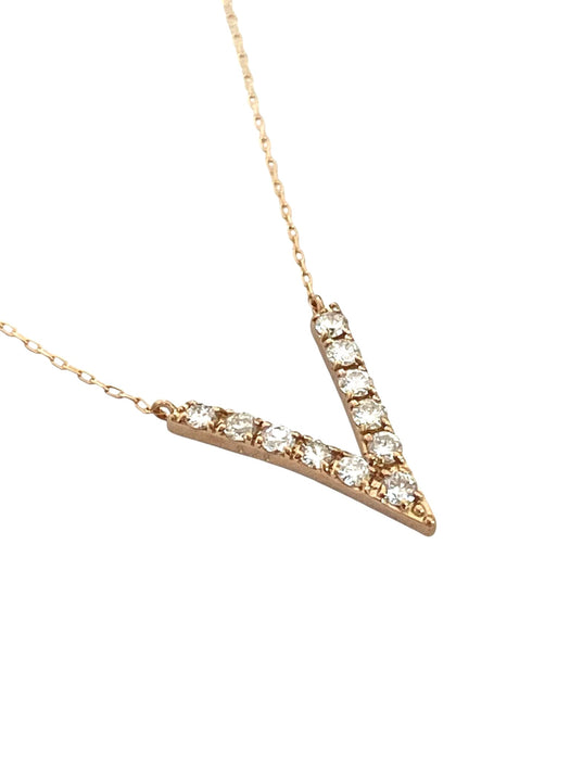 NO BRAND V Diamond Necklace