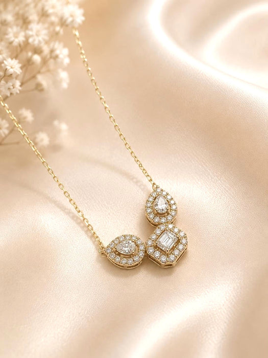 NO BRAND 3P Shape Diamond Necklace