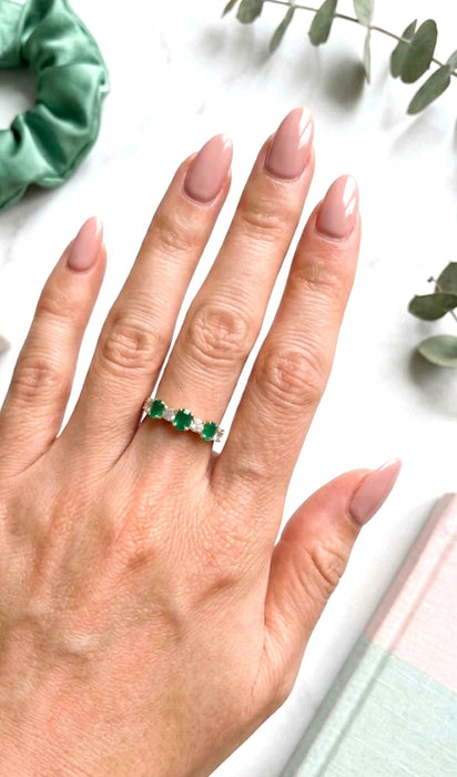 NO BRAND Emerald & Diamond Ring