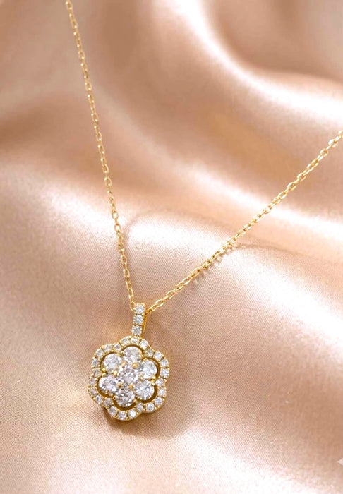 NO BRAND Rositas Cluster Diamond Necklace