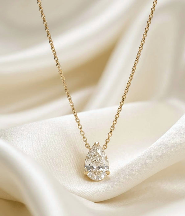 NO BRAND Pear Shape Diamond Necklace