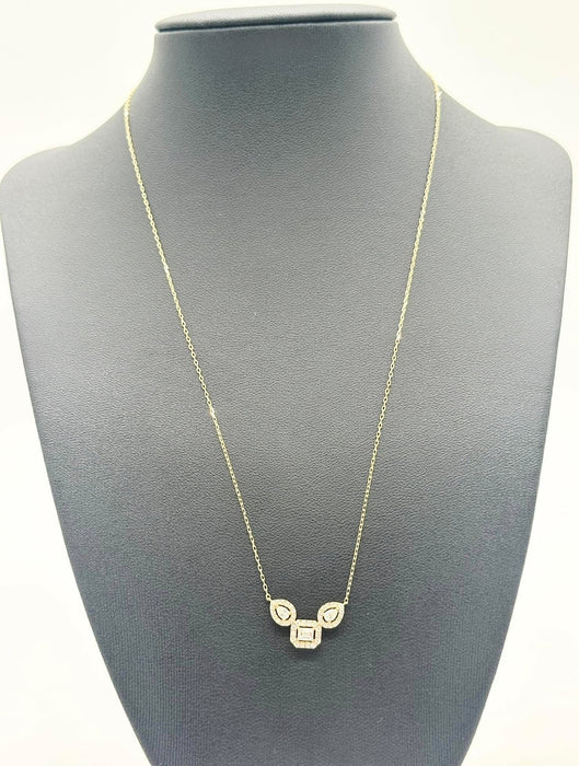 NO BRAND 3P Shape Diamond Necklace