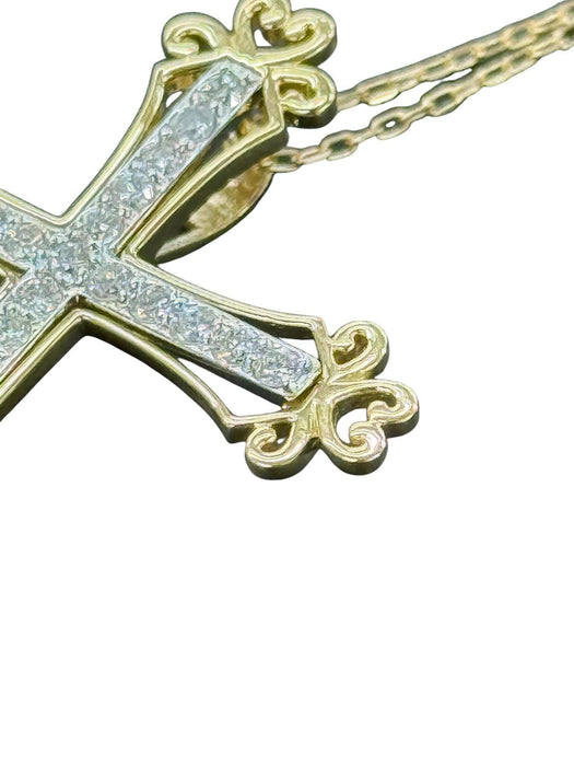 NO BRAND Cross Two-Tone Diamond Necklace