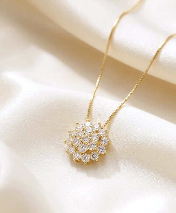 NO BRAND Rositas Cluster Diamond Necklace