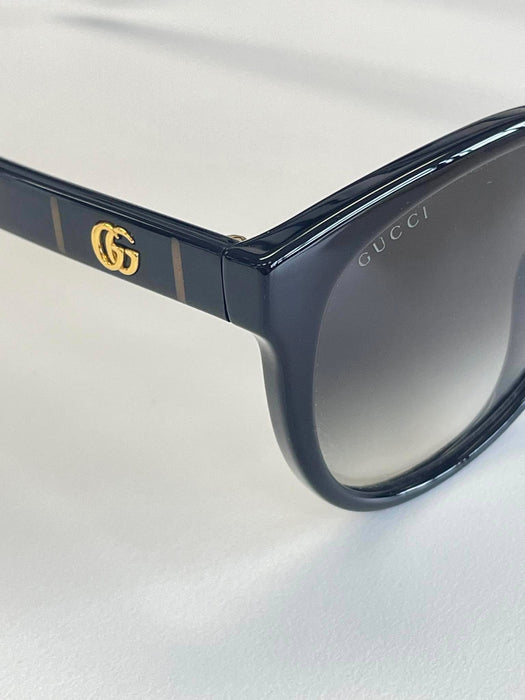 GUCCI GG Marmont Black Sunglasses