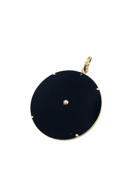 NO BRAND Queen Elizabeth Onyx Coin Top Pendant