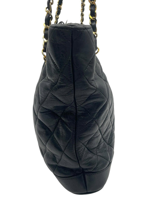 CHANEL Matelassé Lambskin Chain Shoulder Bag