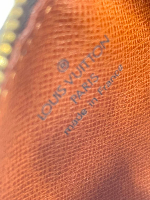 LOUIS VUITTON Papillon Monogram Shoulder Bag