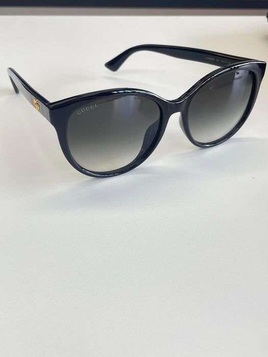 GUCCI GG Marmont Black Sunglasses