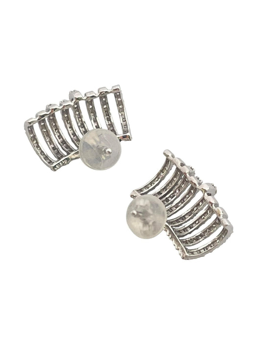 NO BRAND Crawler Diamond Stud Earrings