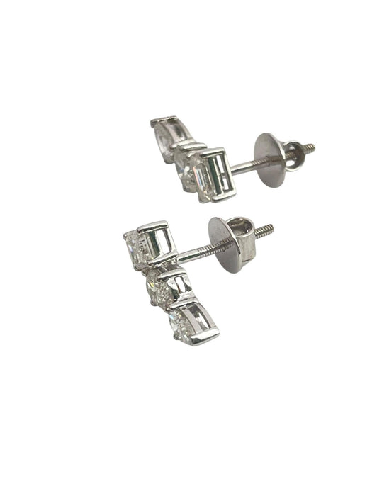 NO BRAND 3P Shape Diamond Stud Earrings