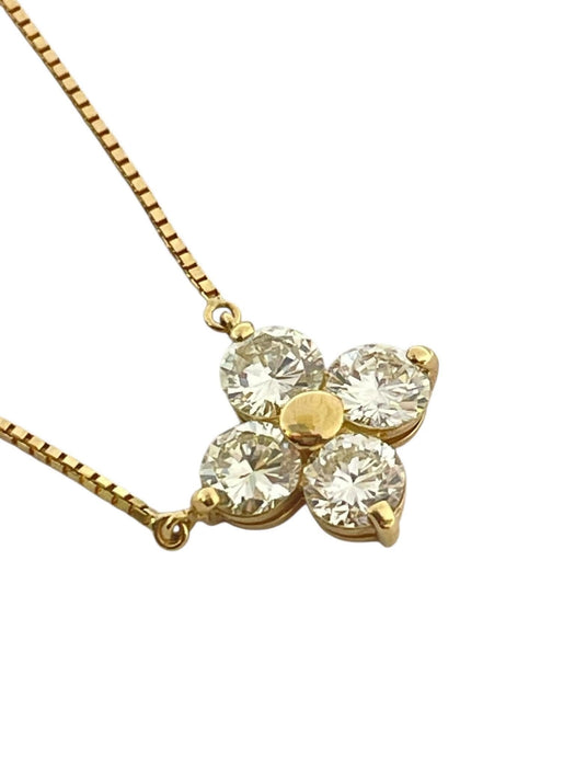 NO BRAND Clover Diamond Necklace