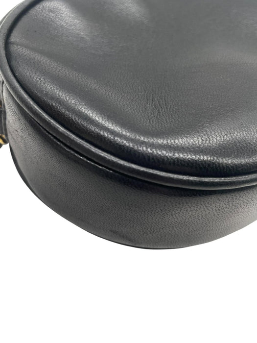 CHANEL CC Logo Tassel Oval Chain Shoulder Bag
