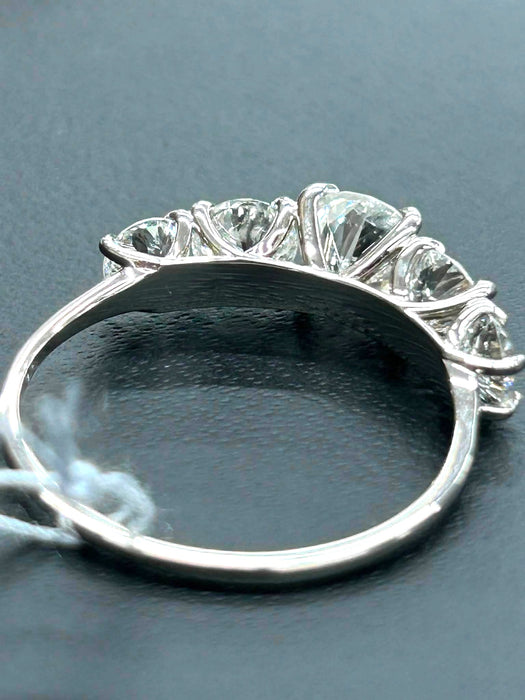 ノーブランド 5P ダイヤモンドリング