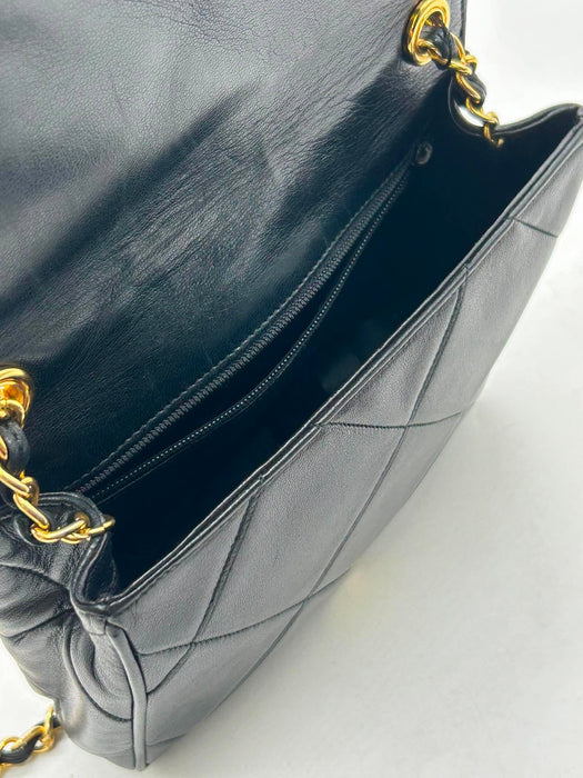 CHANEL Interlocking CC Black Lambskin Shoulder Bag