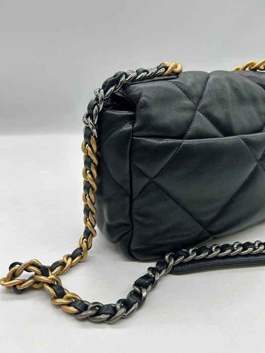 CHANEL 19 Interlocking CC Flap Lambskin Black Chain Shoulder Bag