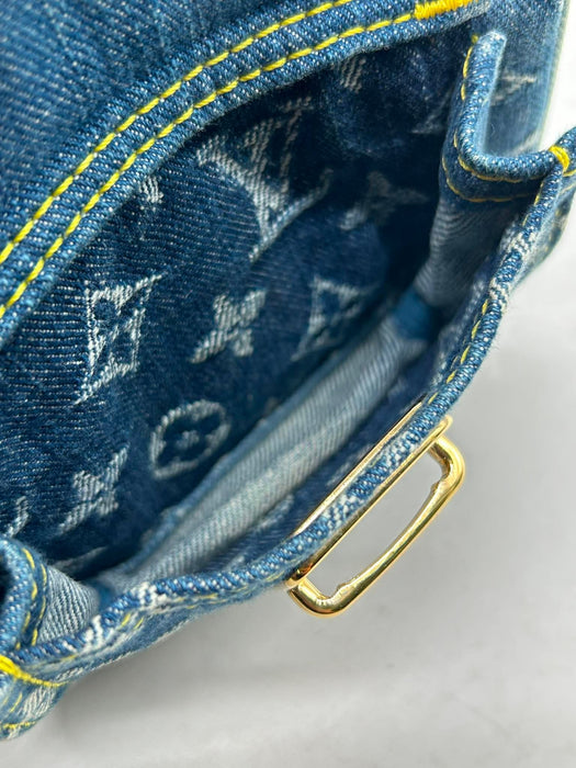 LOUIS VUITTON Denim Neo Speedy Handbag