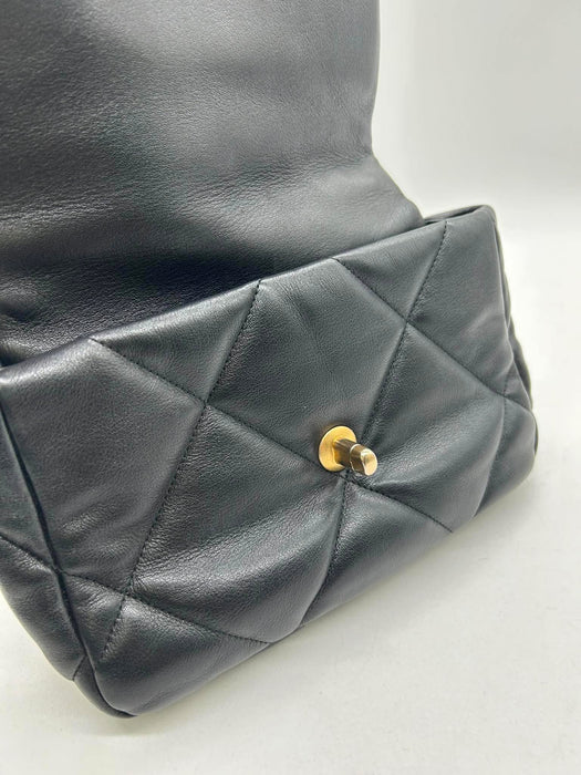 CHANEL 19 Interlocking CC Flap Lambskin Black Chain Shoulder Bag