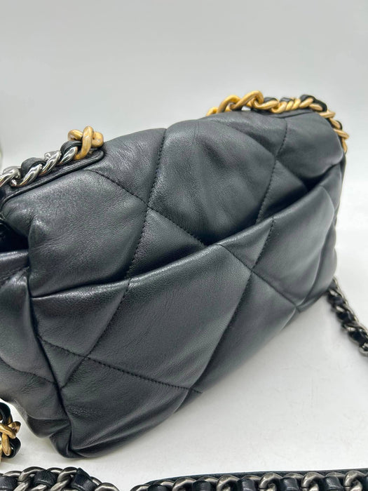 CHANEL 19 Interlocking CC Flap Lambskin Black Chain Shoulder Bag