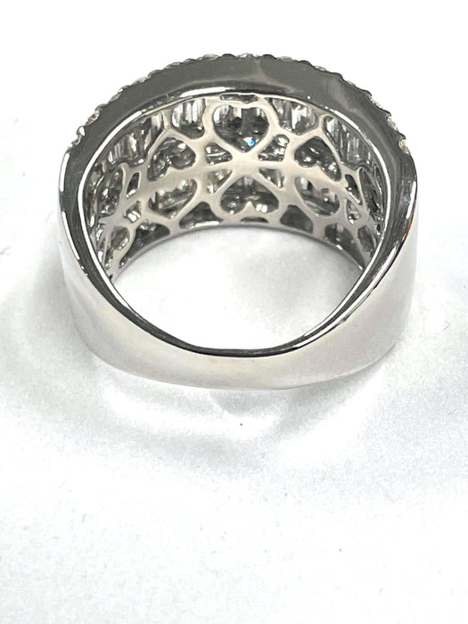 NO BRAND Baguette Diamond Ring