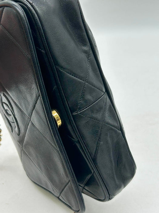 CHANEL Interlocking CC Black Lambskin Shoulder Bag