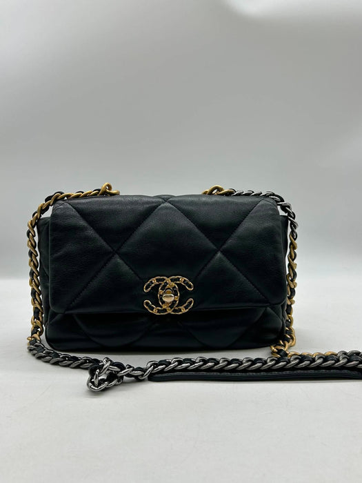 CHANEL 19 Interlocking CC Flap Lambskin Black Chain Shoulder Bag