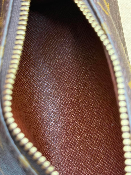 LOUIS VUITTON Papillon with Pouch Monogram Handbag